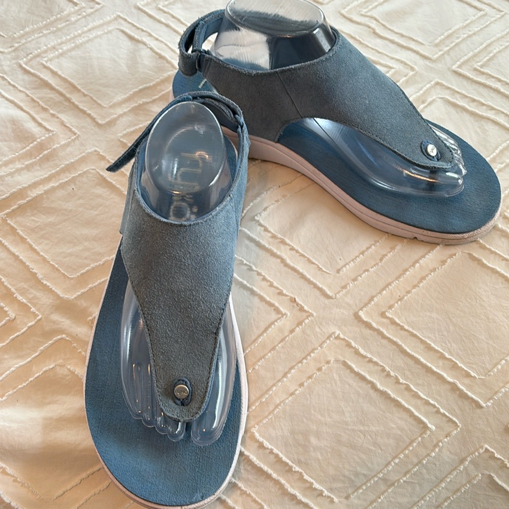 🌴🌴 Ryka sandals